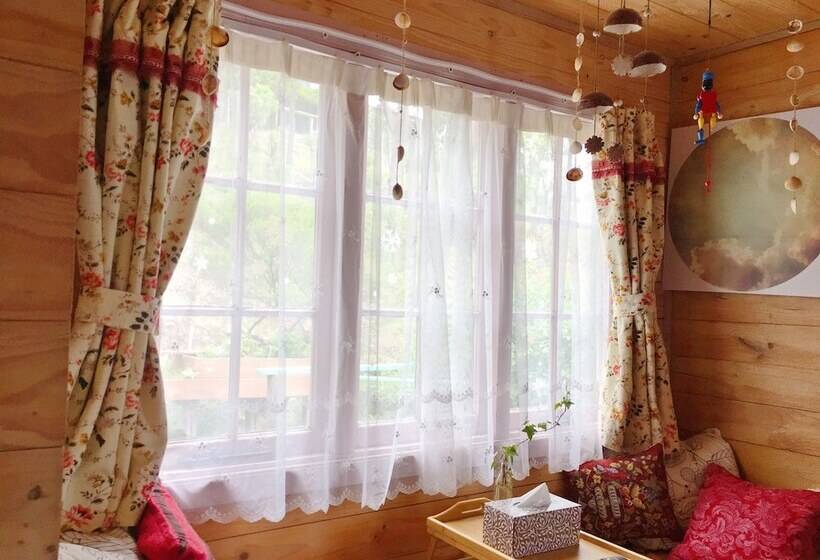 سوئیت خانواده 2 خوابه, The Goat And Goose Bed & Breakfast