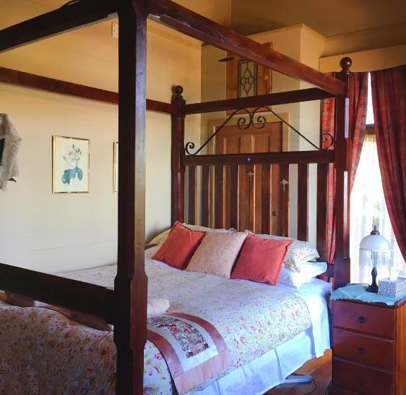 اتاق لوکس با چشم‌انداز دریا, The Goat And Goose Bed & Breakfast