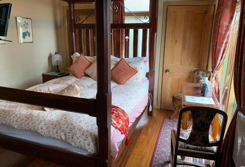 اتاق لوکس با چشم‌انداز دریا, The Goat And Goose Bed & Breakfast
