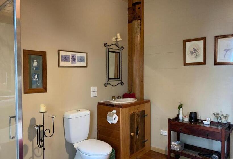 اتاق لوکس با چشم‌انداز دریا, The Goat And Goose Bed & Breakfast