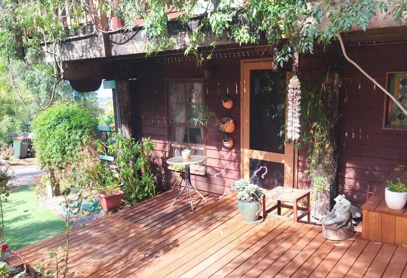 اتاق استاندارد با وان آب گرم, The Goat And Goose Bed & Breakfast