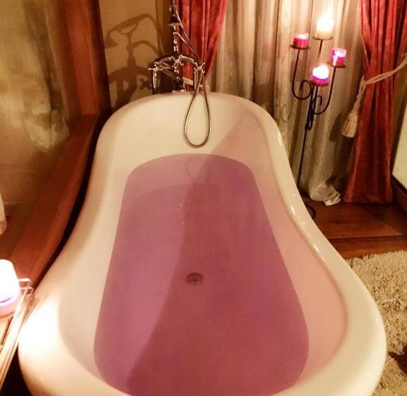 اتاق لوکس با چشم‌انداز دریا, The Goat And Goose Bed & Breakfast