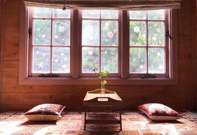 سوئیت 2 خوابه, The Goat And Goose Bed & Breakfast