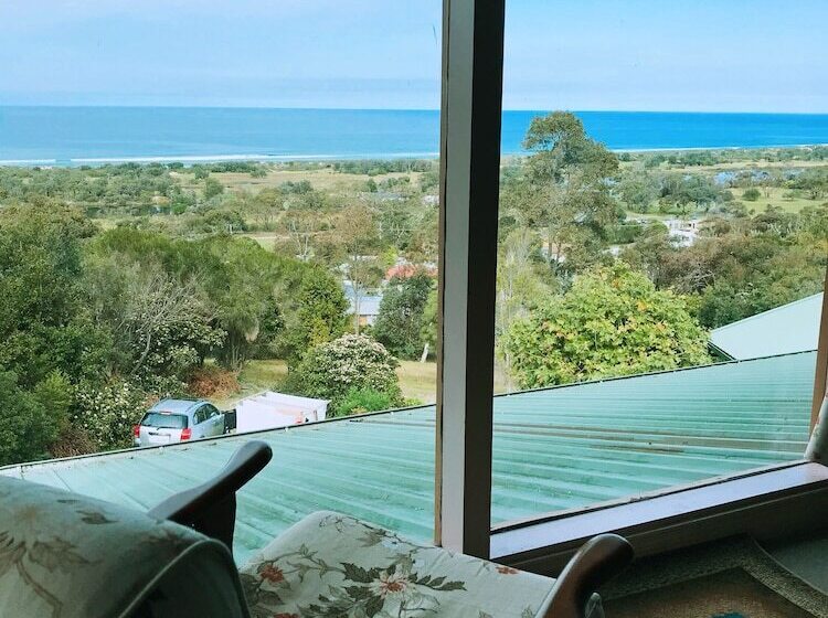 1 Bedroom Penthouse Apartment, The Goat And Goose Bed & Breakfast