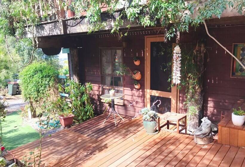 آپارتمان کلاسیک 1 خوابه, The Goat And Goose Bed & Breakfast