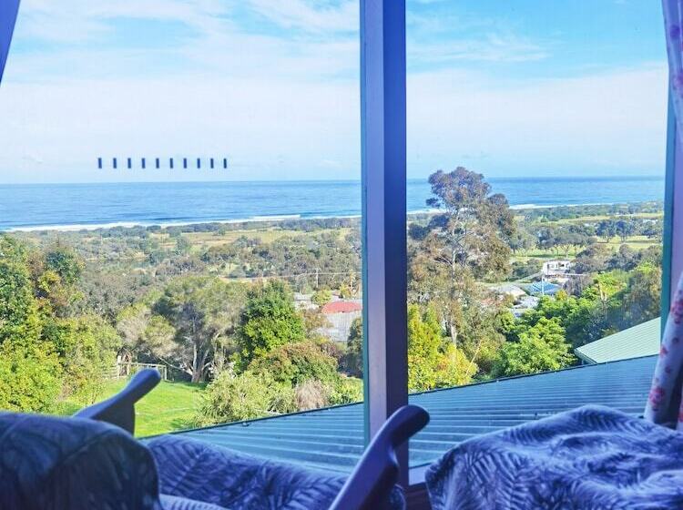 1 Bedroom Penthouse Apartment, The Goat And Goose Bed & Breakfast