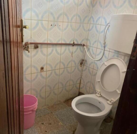 اتاق استاندارد, Nzimano Hostel