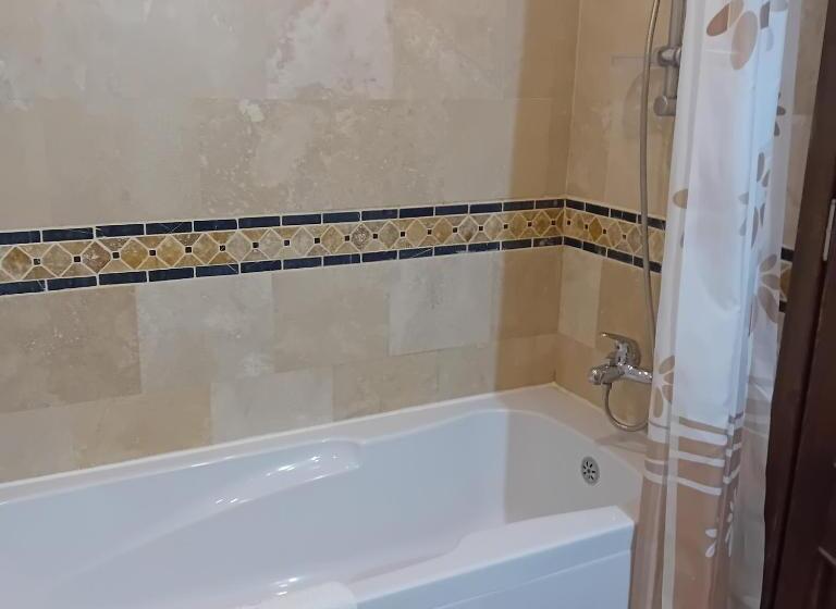 اتاق لوکس با بالکن و چشم‌انداز دریا, Villa Sandarra Kalkan