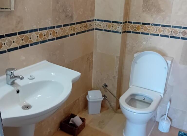 اتاق لوکس با بالکن و چشم‌انداز دریا, Villa Sandarra Kalkan