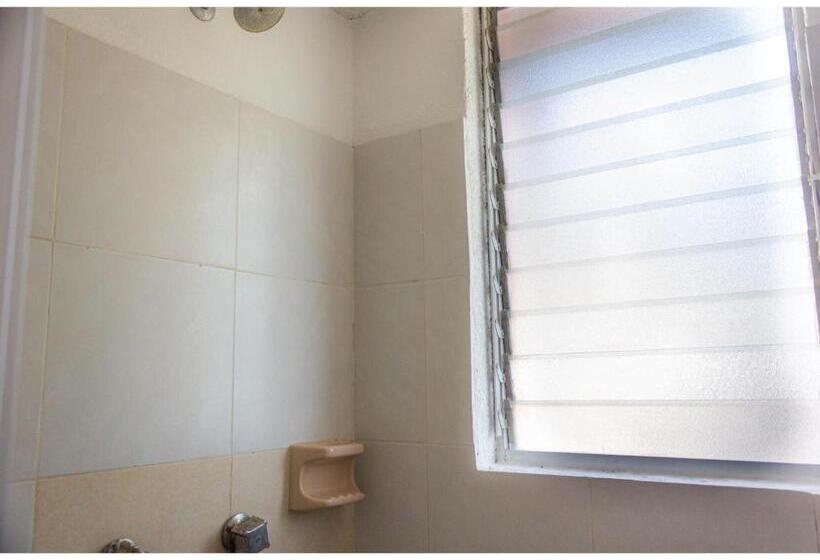 اتاق استاندارد با 2 تخت دوبل, Oyo Hotel San Felipe Inn