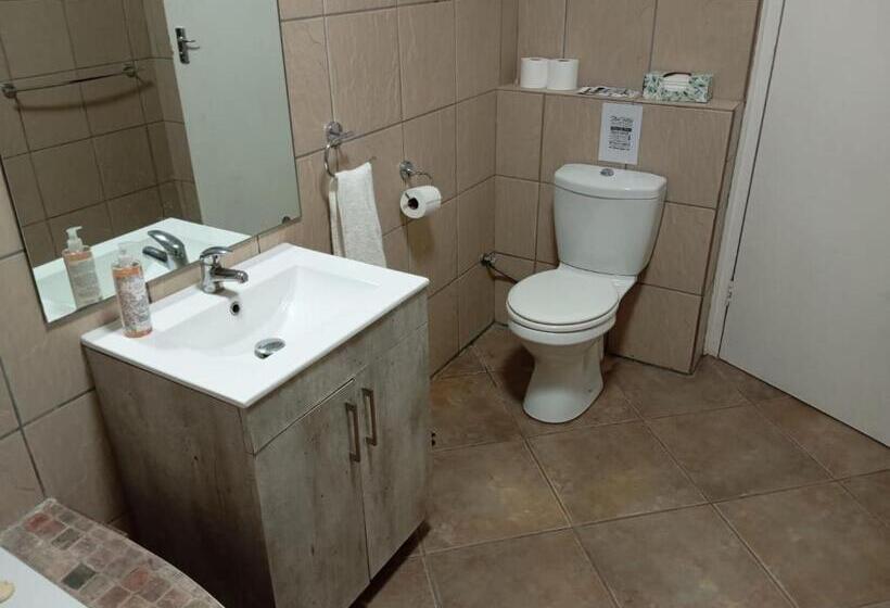 اتاق استاندارد, 161 Blenheim Rd