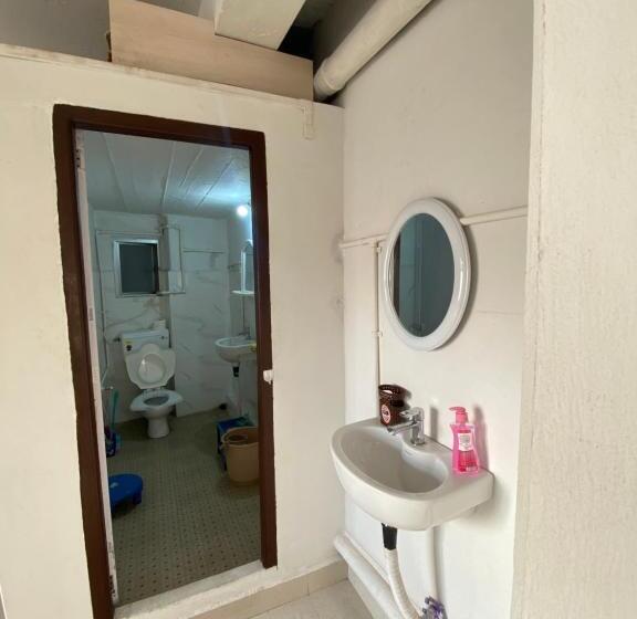 اتاق استاندارد, Aizawl Homestay