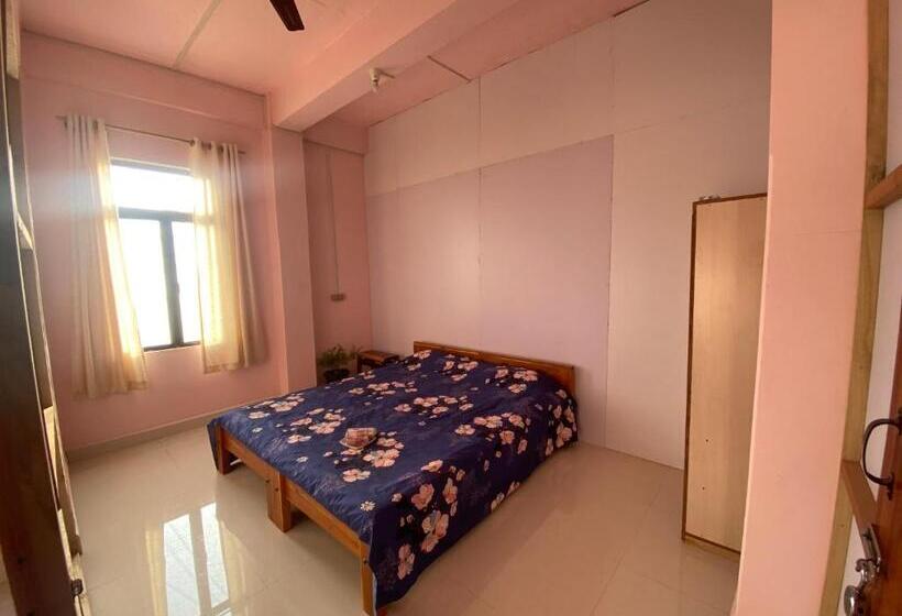 اتاق استاندارد, Aizawl Homestay