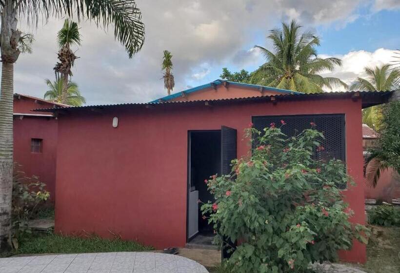 بنگله خانوادگی, Bungalow 4 Avec Piscine à Proximité De La Plage