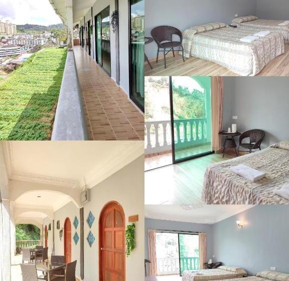 اتاق استاندارد چهارنفره با بالکن, Sri Juliana Chalet