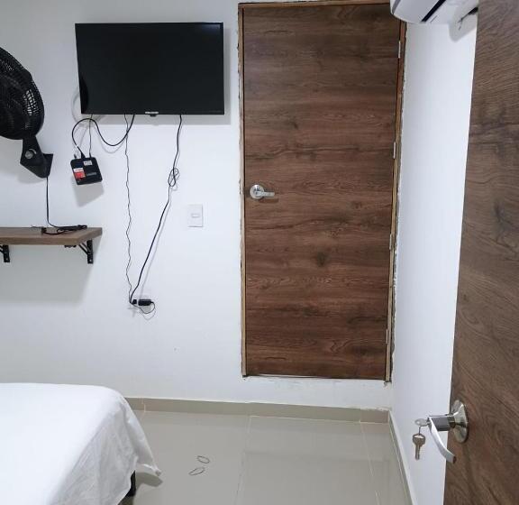 اتاق استاندارد یک نفره, Di Mar