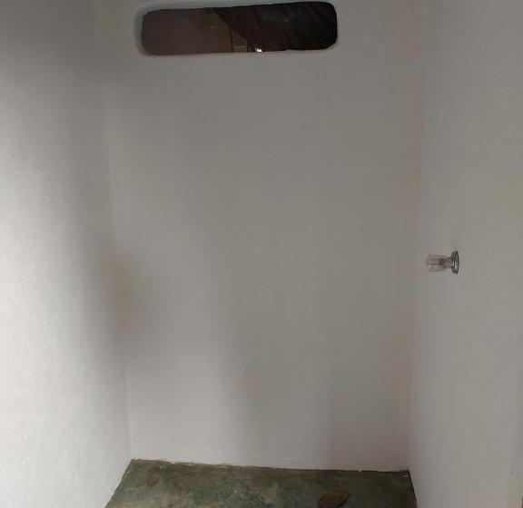 اتاق استاندارد, Hostel Nugeku