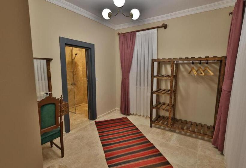 اتاق استاندارد با بالکن, Yellow Stone House