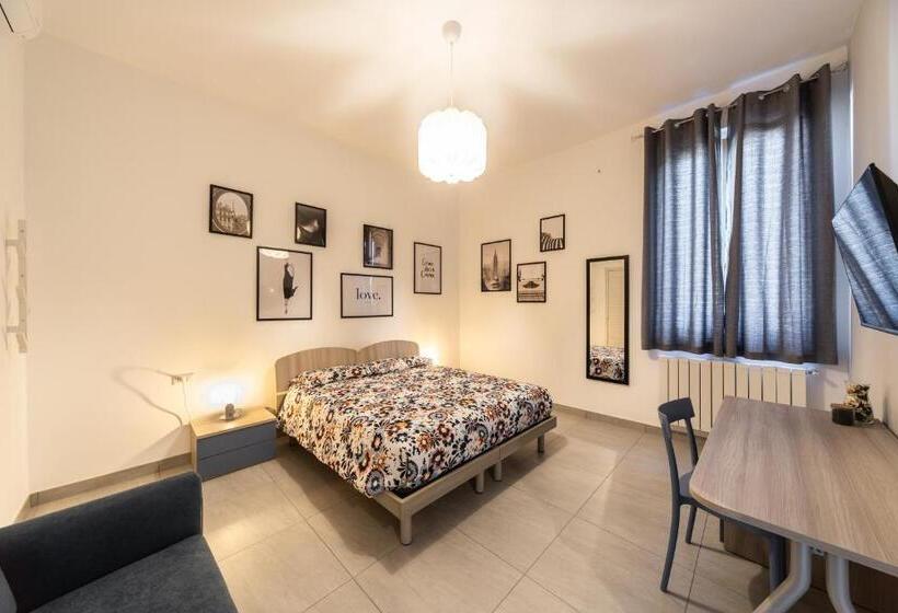 اتاق استاندارد, Lucy’s House