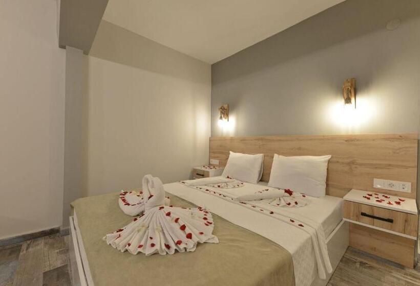 带海景的标准房, Trakhei̇a Otel