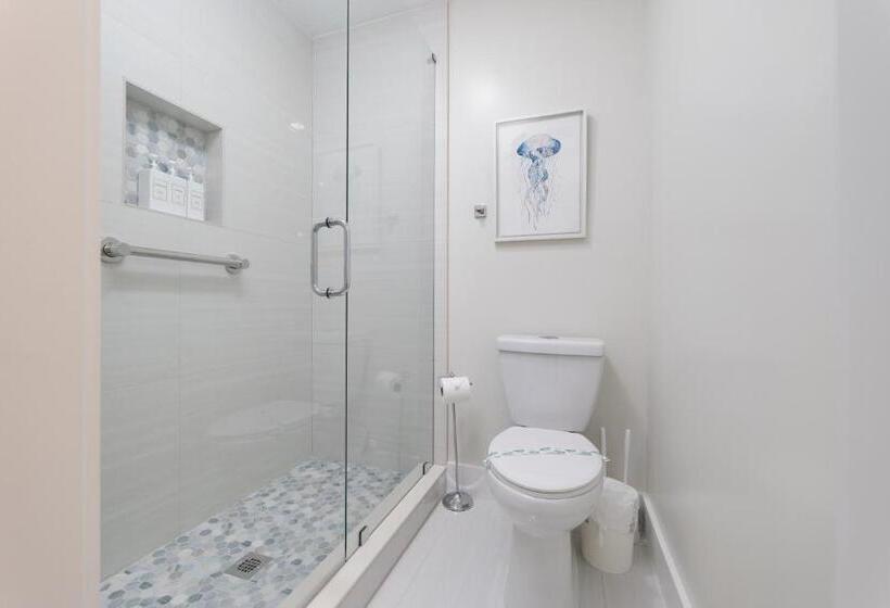 اتاق استاندارد, 11 North Jacksonville Beach