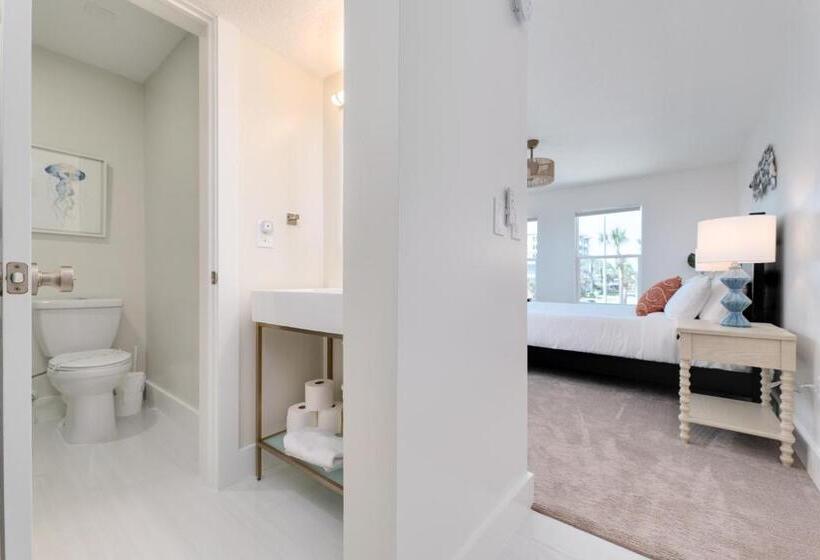 اتاق استاندارد, 11 North Jacksonville Beach