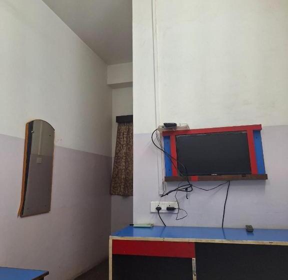 اتاق استاندارد یک نفره, Mayur