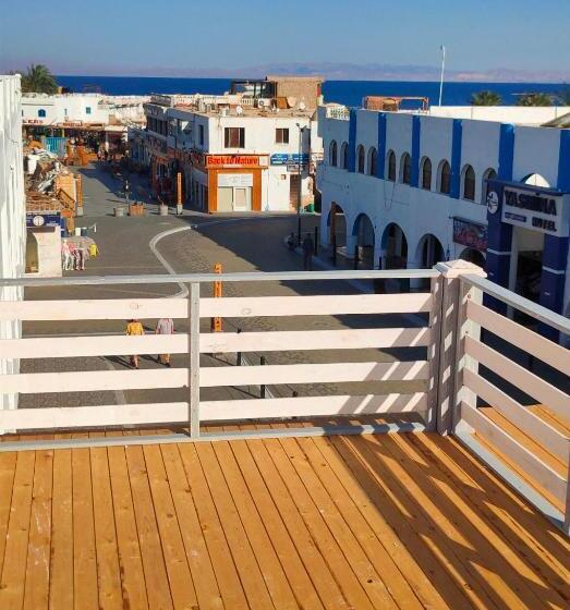استودیوی استاندارد, Las Vegas House Dahab