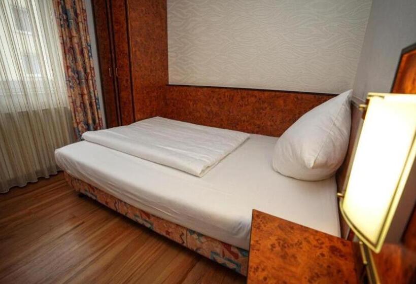آپارتمان 1 خوابه, Rooms Euro 2024