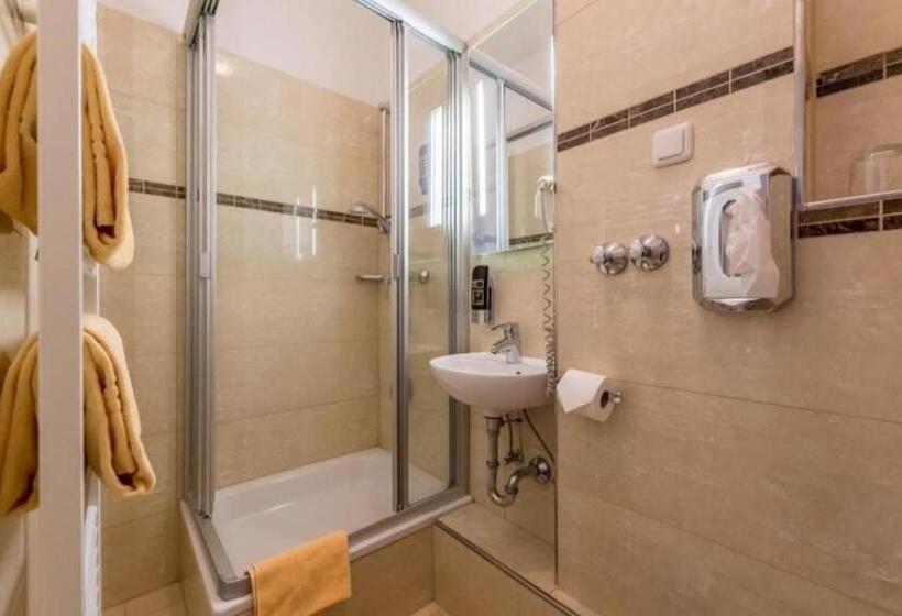 آپارتمان 1 خوابه, Rooms Euro 2024