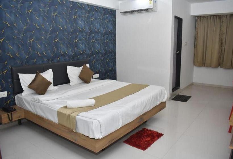اتاق سوپریور, Karan International ,aurangabad