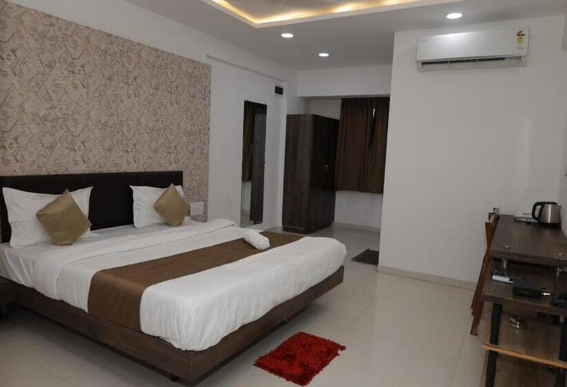 اتاق سوپریور, Karan International ,aurangabad