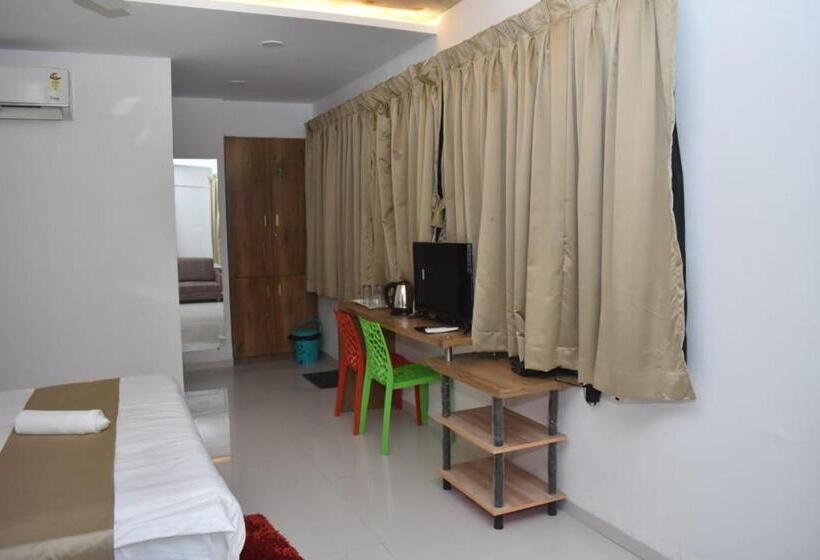 اتاق سوپریور, Karan International ,aurangabad