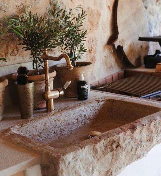 اتاق استاندارد, Milenyum Travel