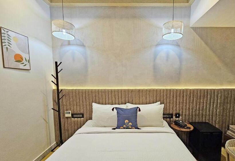 اتاق لوکس, Sea Gadabout   Seaside Stays