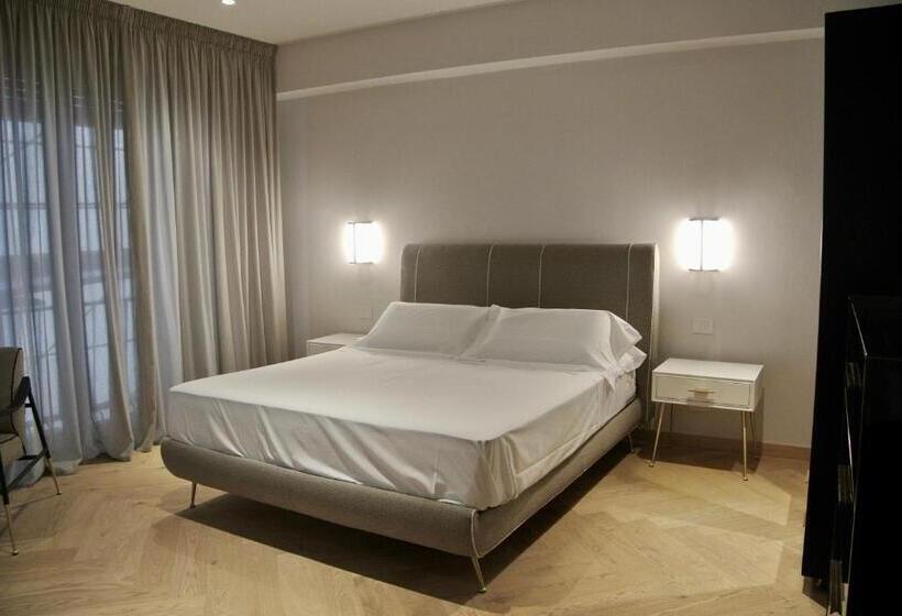 اتاق استاندارد با تخت بزرگ, The Old Palace  Luxury Suites Signoria