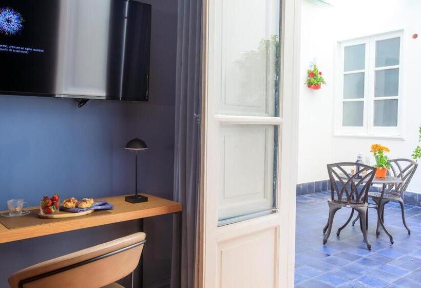 آپارتمان 1 خوابه با تراس, Belmonte Luxury Rooms   Lr Collection