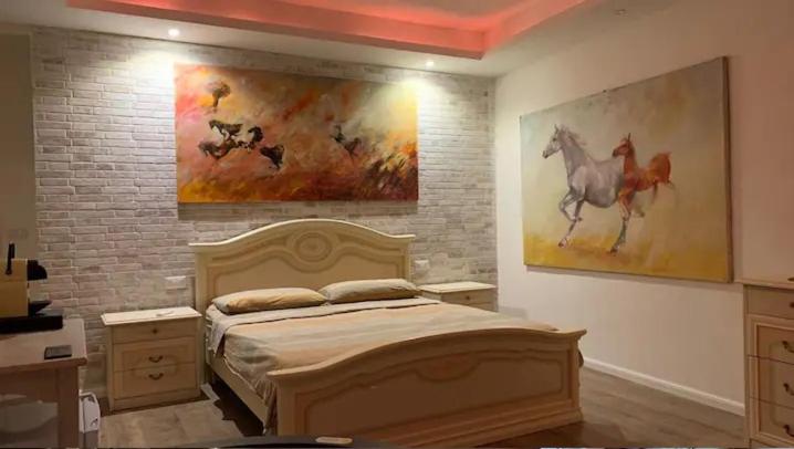 اتاق استاندارد با وان آب گرم, Royal Retreat