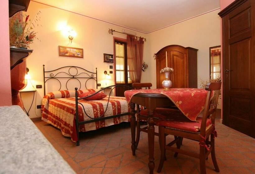 اتاق استاندارد چهارنفره با چشم‌انداز باغ, B&b Cascina Bellavista
