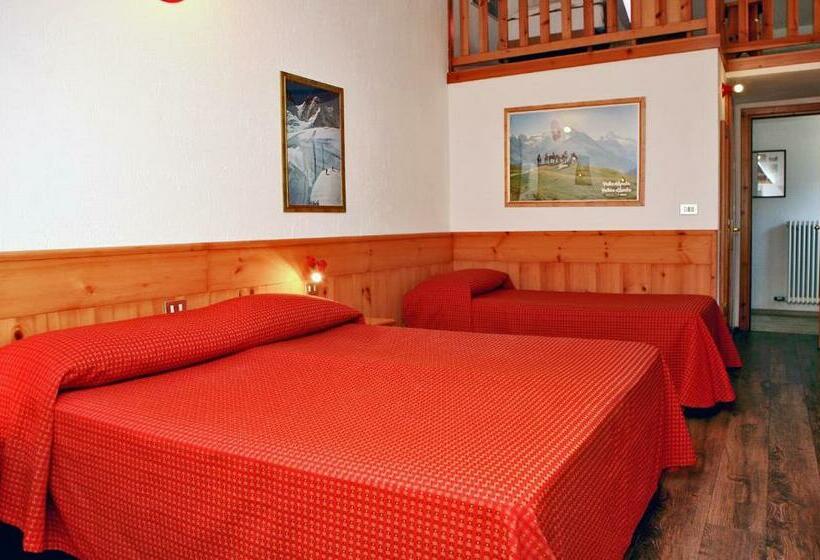 اتاق استاندارد سه نفره, Albergo Le Marmotte