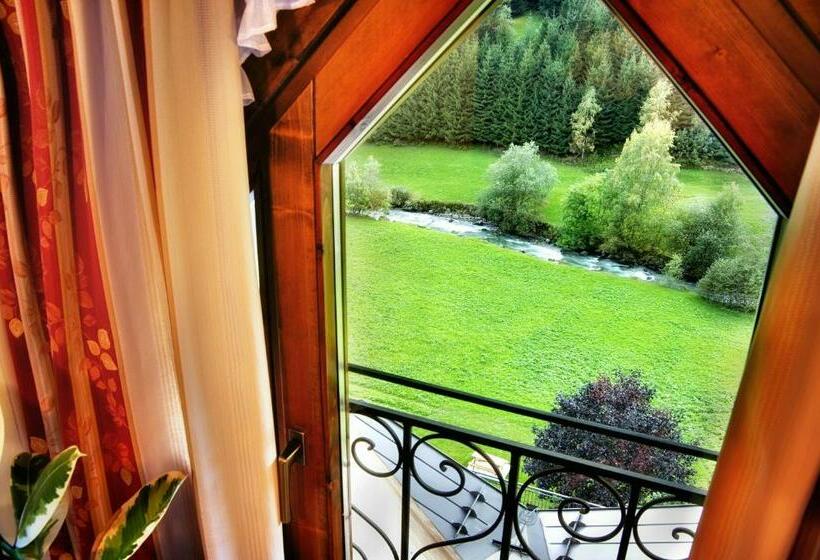 اتاق استاندارد سه نفره, Albergo Miramonti