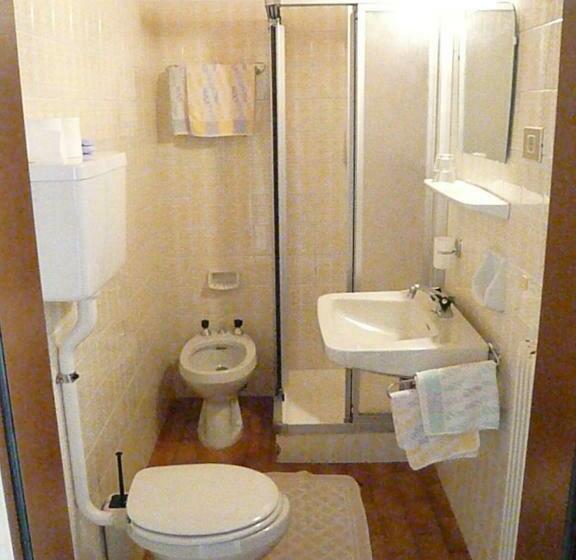 اتاق استاندارد با بالکن, B&b Hotel Heidi