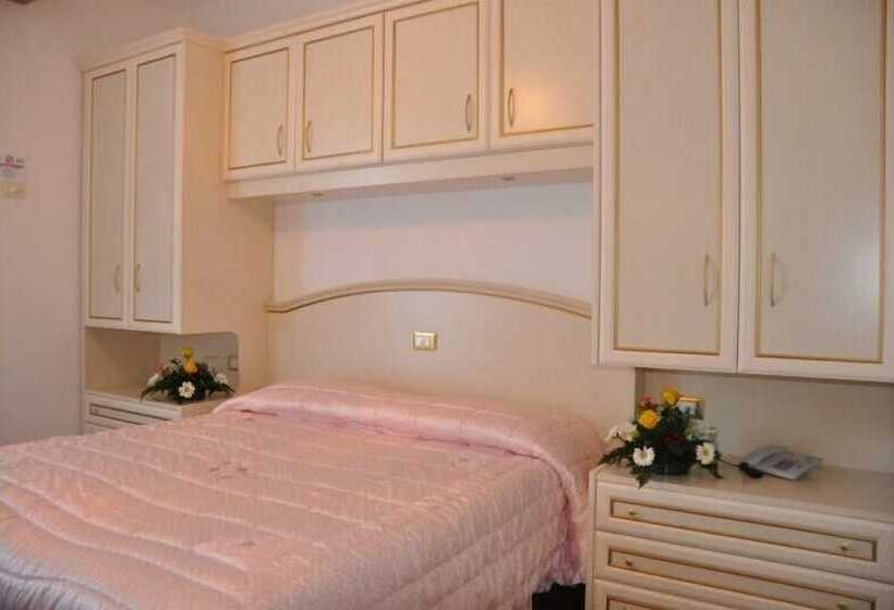 اتاق استاندارد چهار تخته, Caraibi