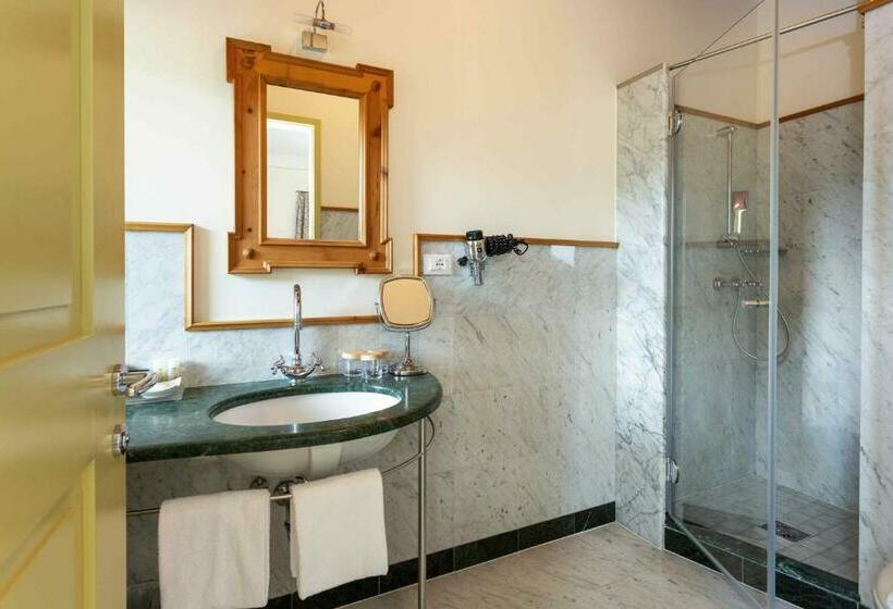 اتاق استاندارد با چشم‌انداز کوهستان, Gasthof Kohlern 1130 M