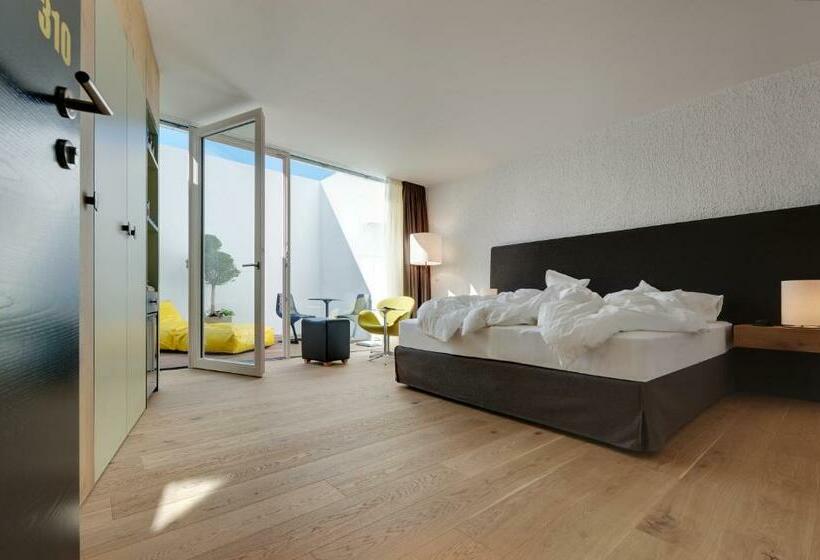 سوئیت جونیور با تراس, Soley Suites   Adults Only