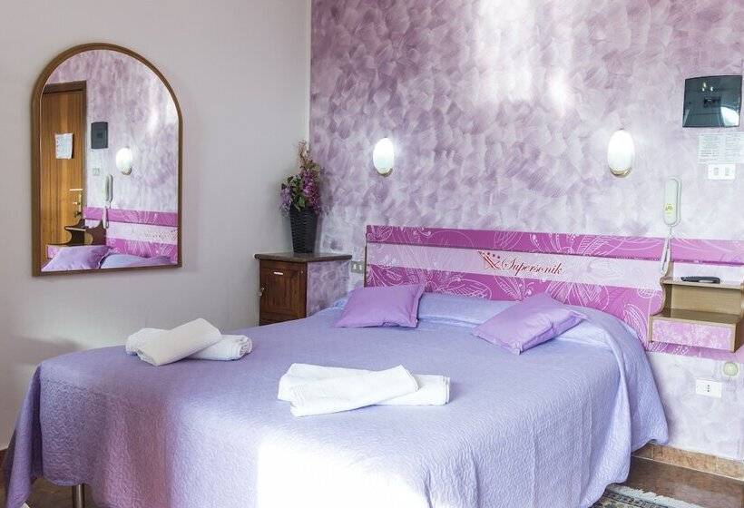 اتاق استاندارد, Ristorante Supersonik