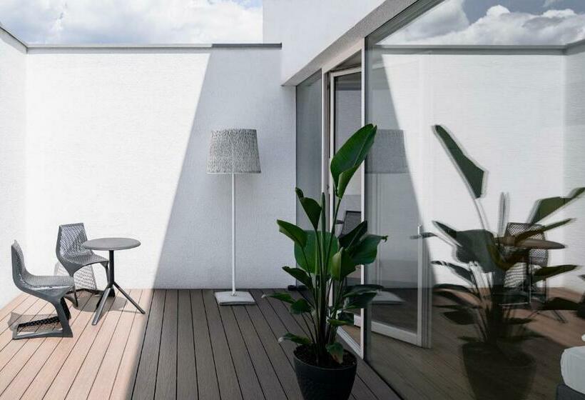 سوئیت جونیور با تراس, Soley Suites   Adults Only
