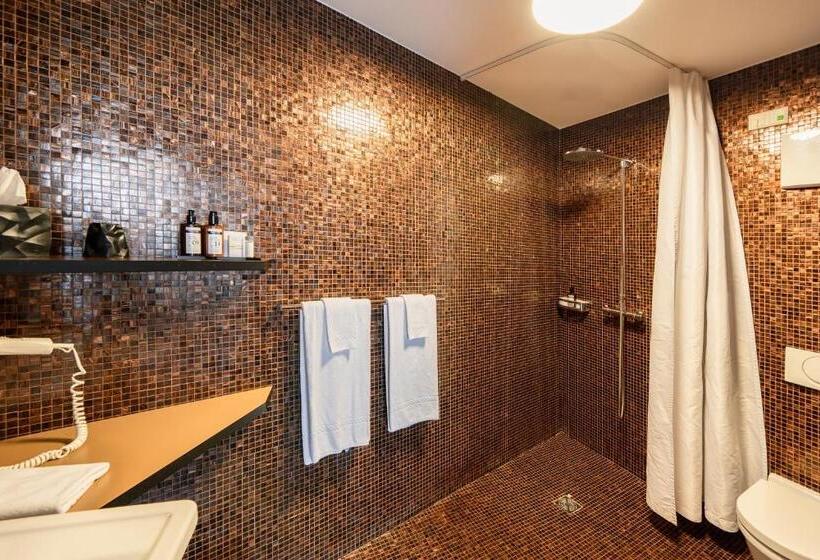 سوییت جونیور با بالکن, Soley Suites   Adults Only
