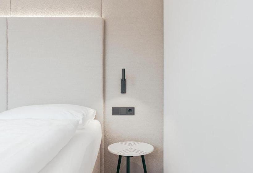 سوییت جونیور لوکس, Soley Suites   Adults Only