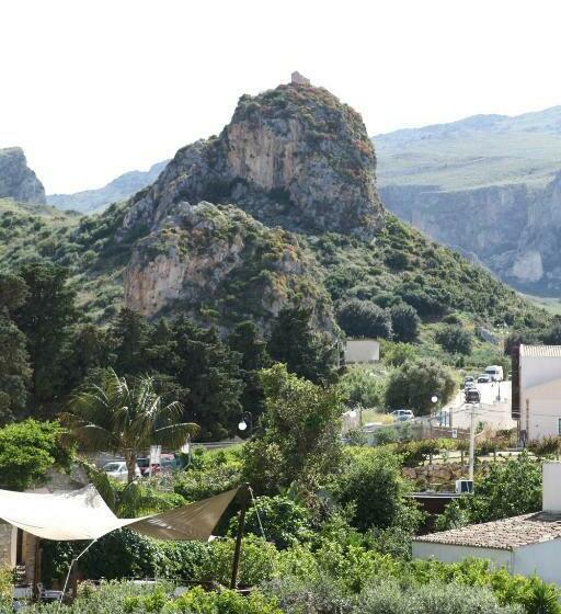 اتاق استاندارد با تراس و چشم‌انداز کوهستان, Torre Bennistra